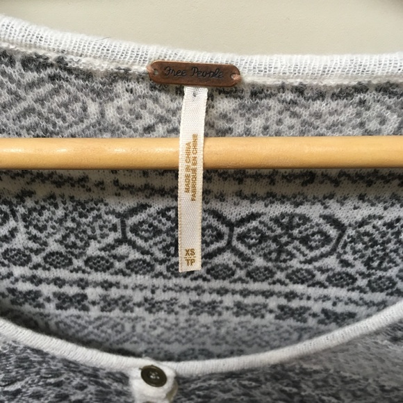 Free People Boho Sweater Size XS - Picture 6 of 6